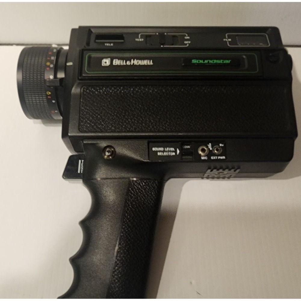 Bell & Howell Soundstar Filmosonic XL Model 1225 ‎ Movie Camera Black  UNTESTED